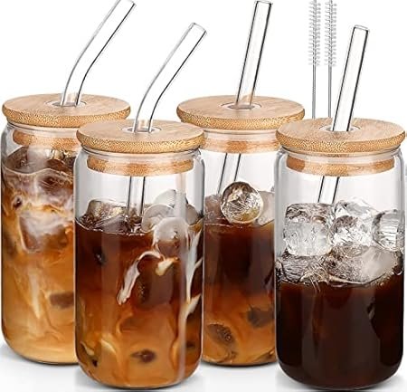 DWTS 4-Piece Glass Cups Set with Lids & Straws